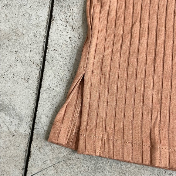 Zara Ribbed Top - Picture 3 of 5